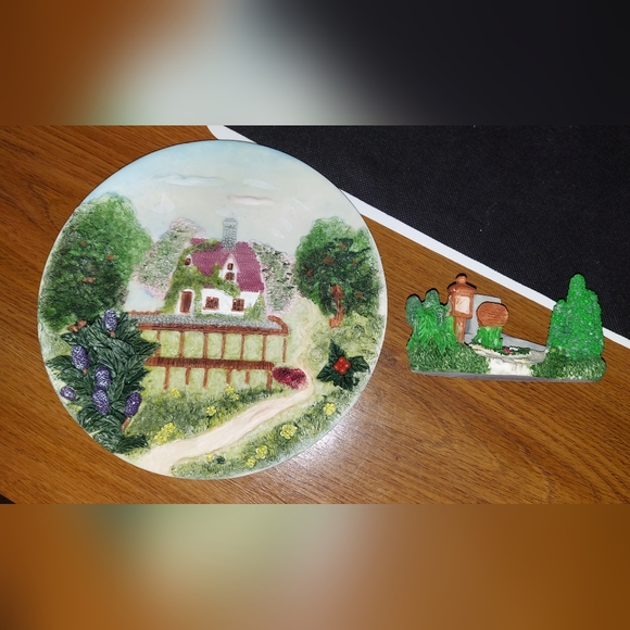 Beautiful Decorative Wall Hanging 3-D Plate English Cottage Countryside W/ Stand - Picture 4 of 11